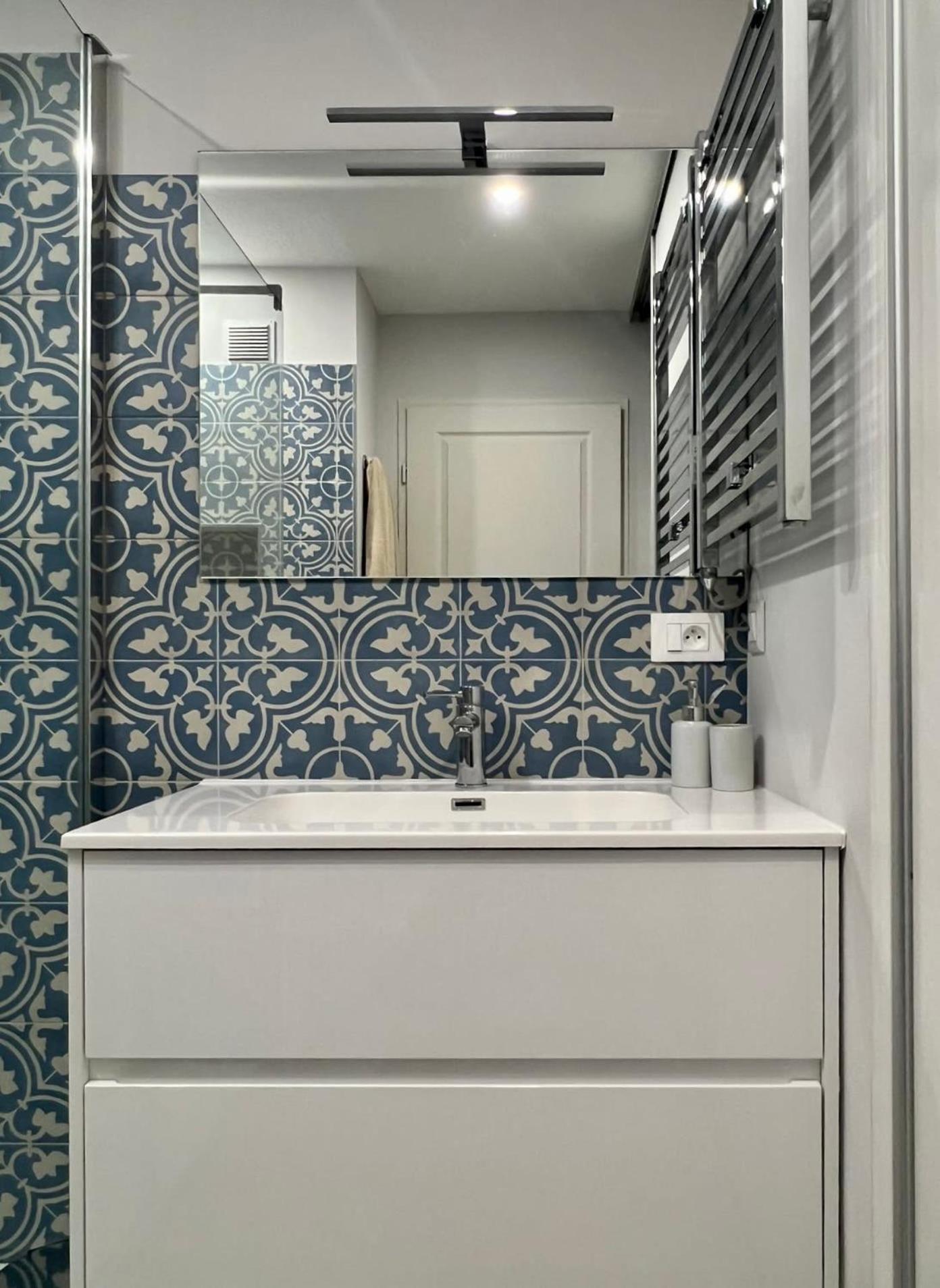 Risso - One Bedroom With Pool, Newly Renovated In Spring 2024 Nice Exterior photo